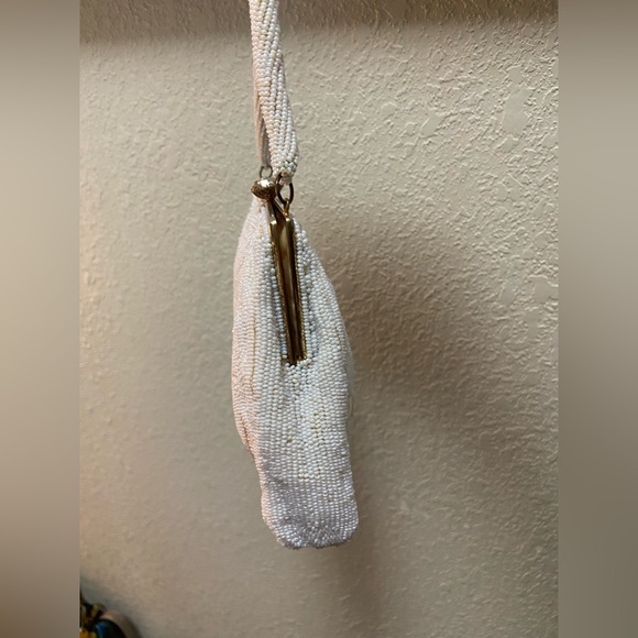 50’s Vintage Jorelli Bridal White Floral Pattern Beaded Purse Made in Belgium - Picture 6 of 14